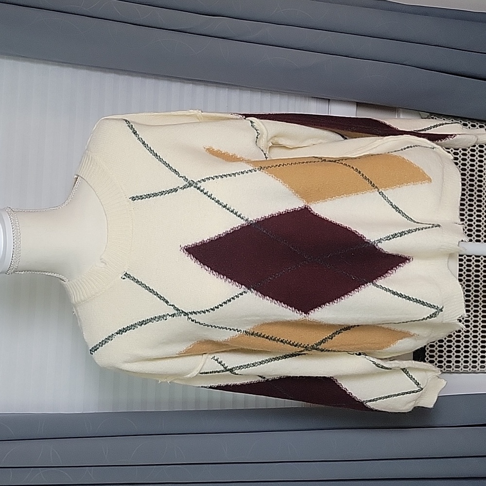 GILDED INTENT distressed cream sweater sz XS